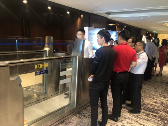 乐玩(中国)lewan·官方网页版,参加上海峰会，开启智慧机场服务新格局